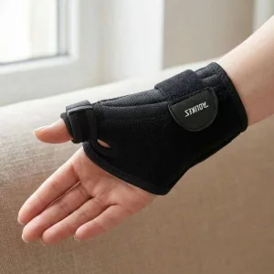 Verstellbare Handgelenkbandage mit Daumenstütze